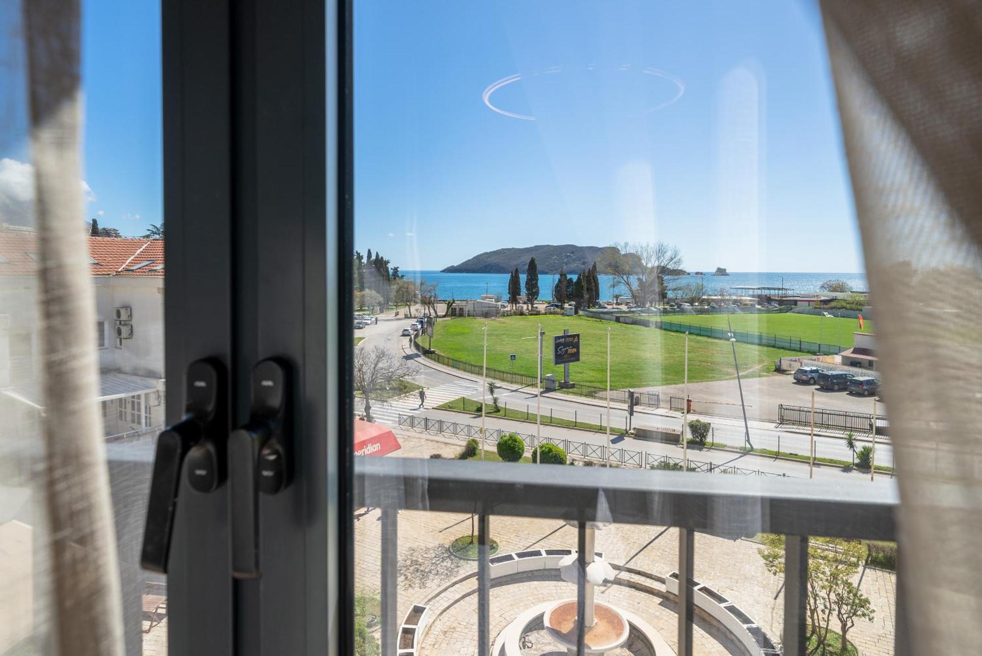 Hotel Millennium By Aycon Budva Exterior foto
